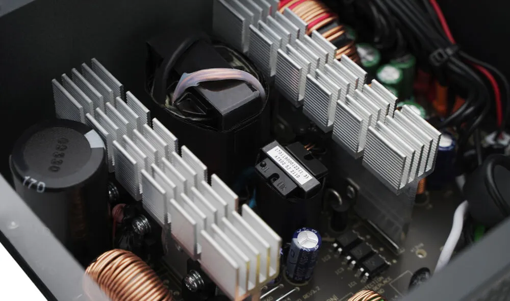 DeepCool PF600 güç kaynağı ünitesi 600 W 20+4 pin ATX Siyah Thumbnail 6