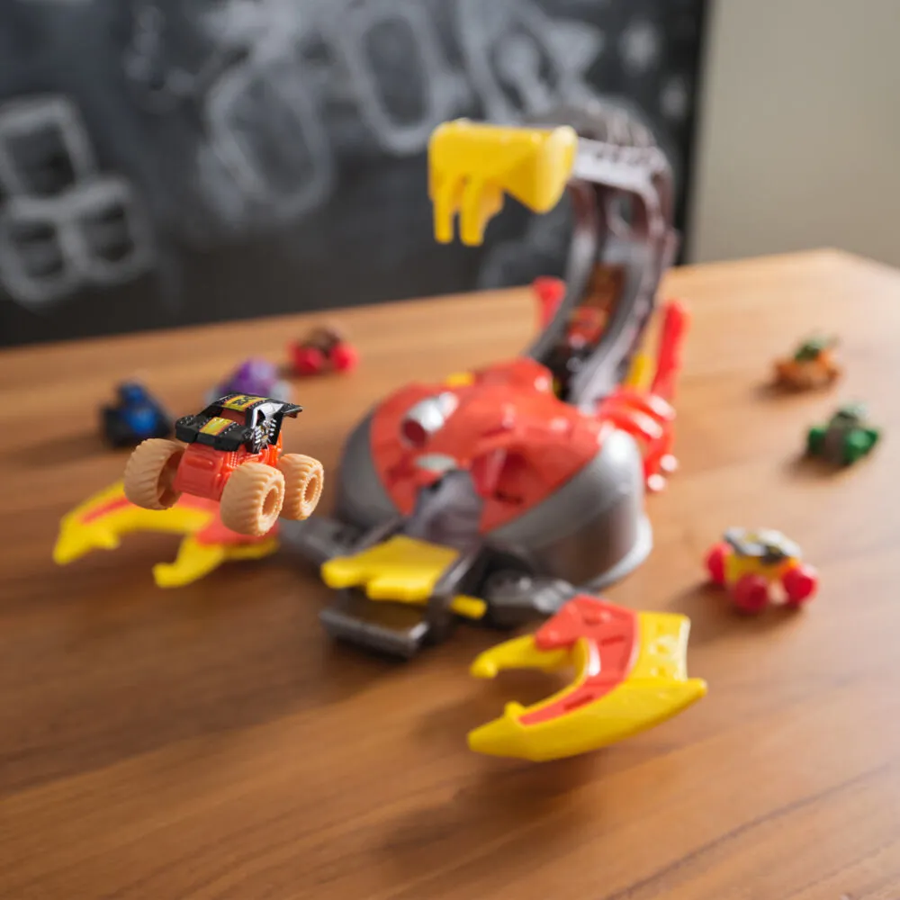 Spin Master Monster Jam El Toro Loco Venom Velocity Scorpion 6069752 Thumbnail 9