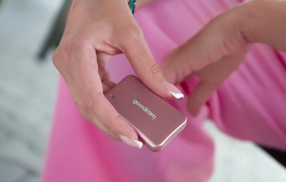 Goodram SSDPR-HX200-1K0-RG 1 TB SSD Thumbnail 7