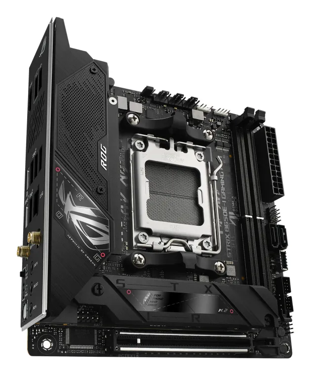 ASUS ROG STRIX B650E-I GAMING WIFI 90MB1BI0-M0UAY0 AM5 2x DDR5 2x M.2 Mini-ITX Anakart Thumbnail 3