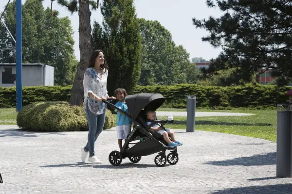Chicco Stroll in 2 05079564370000 Thumbnail 1