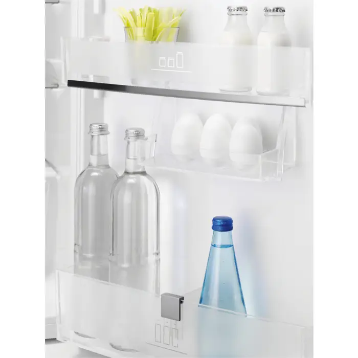 Electrolux ERG1402AOW 137 l 933 019 052 Thumbnail 1