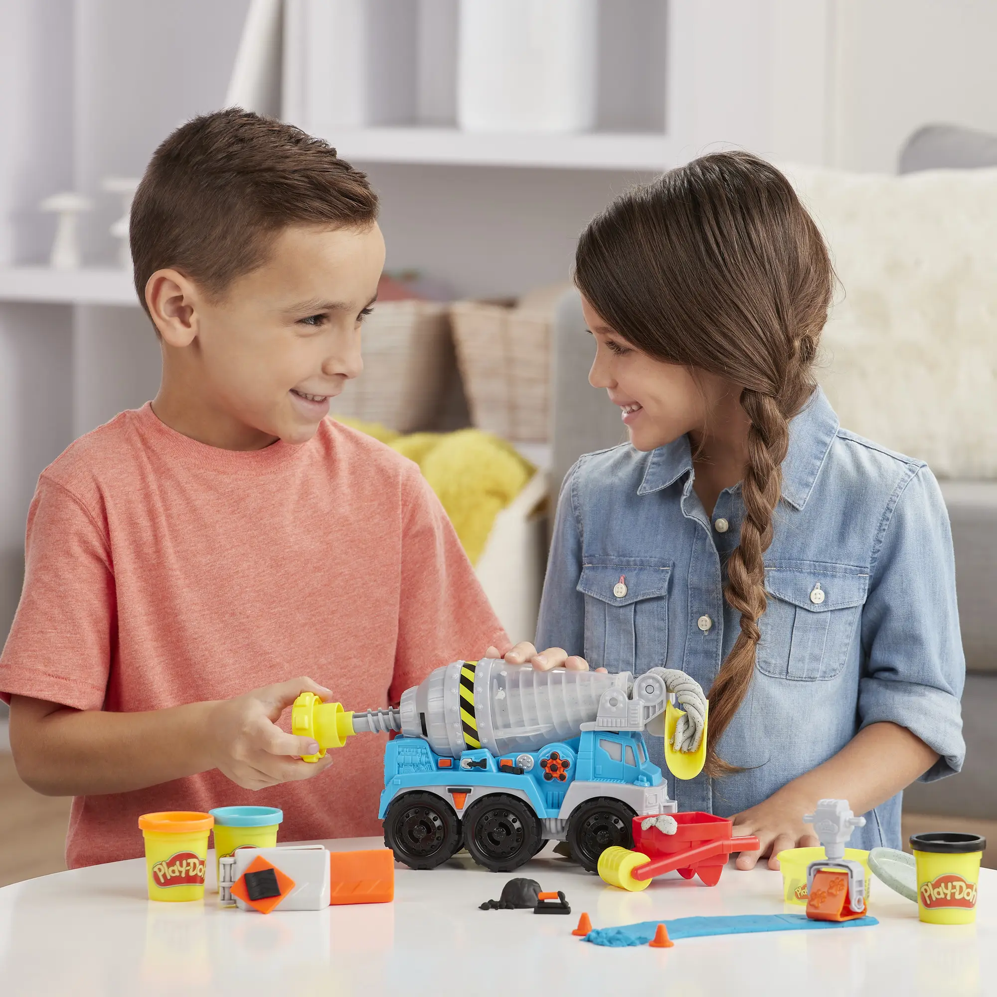 Hasbro E6891 Thumbnail 2