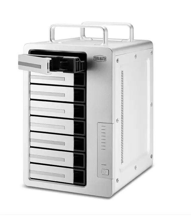 TerraMaster D8 Thunderbolt 3 64 TB D8-THUNDERBOLT3/64TB-EXOS Disk Dizisi Thumbnail 3