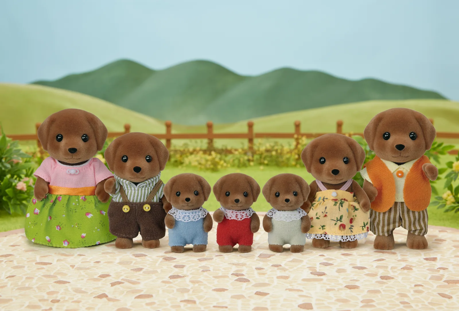 Sylvanian Families 5730 7 Parça Oyuncak Figür Thumbnail 5