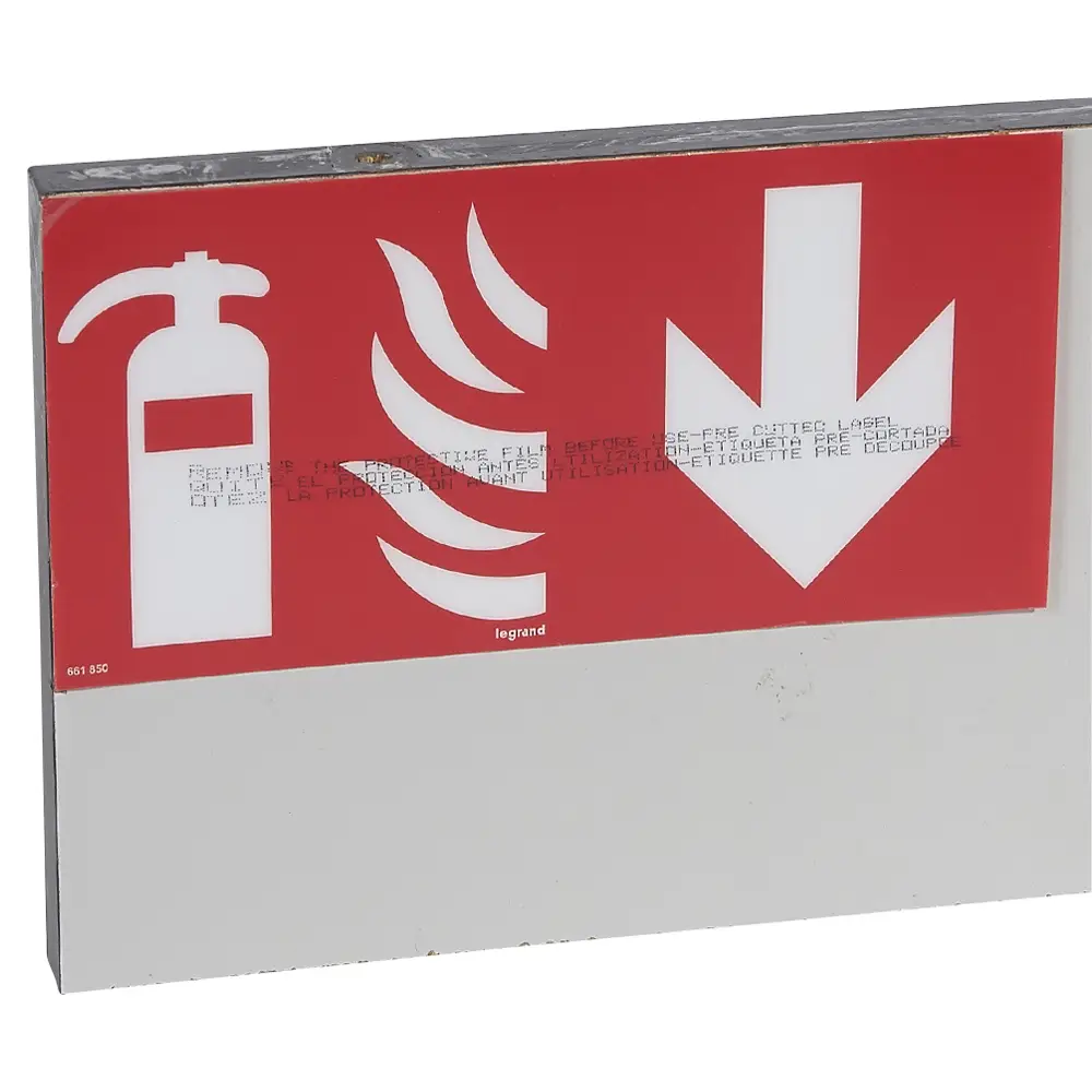Legrand 661850 Kendinden Yapışkan Etiketle