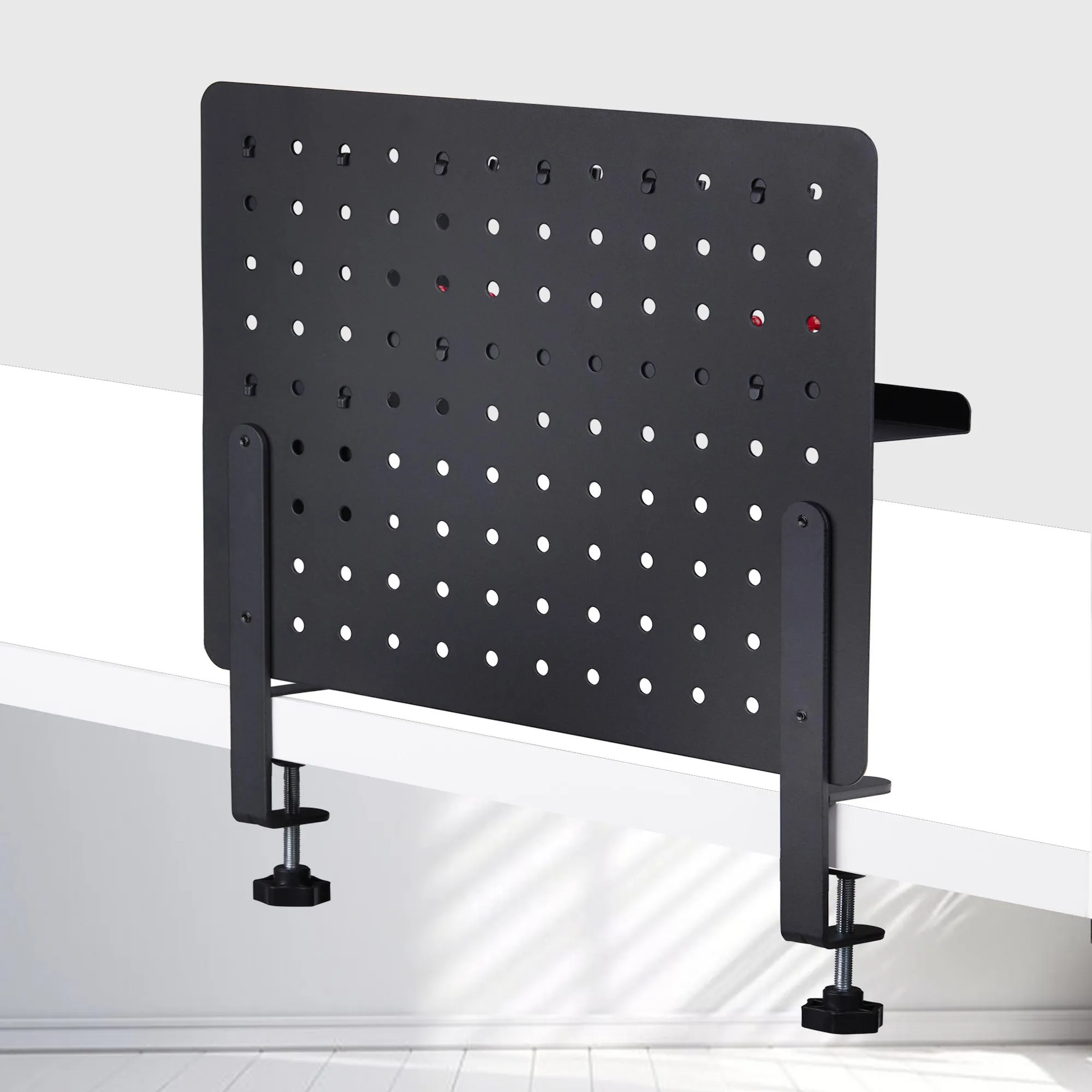 StarTech.com 1612B-DESK-PEGBOARD Thumbnail 6
