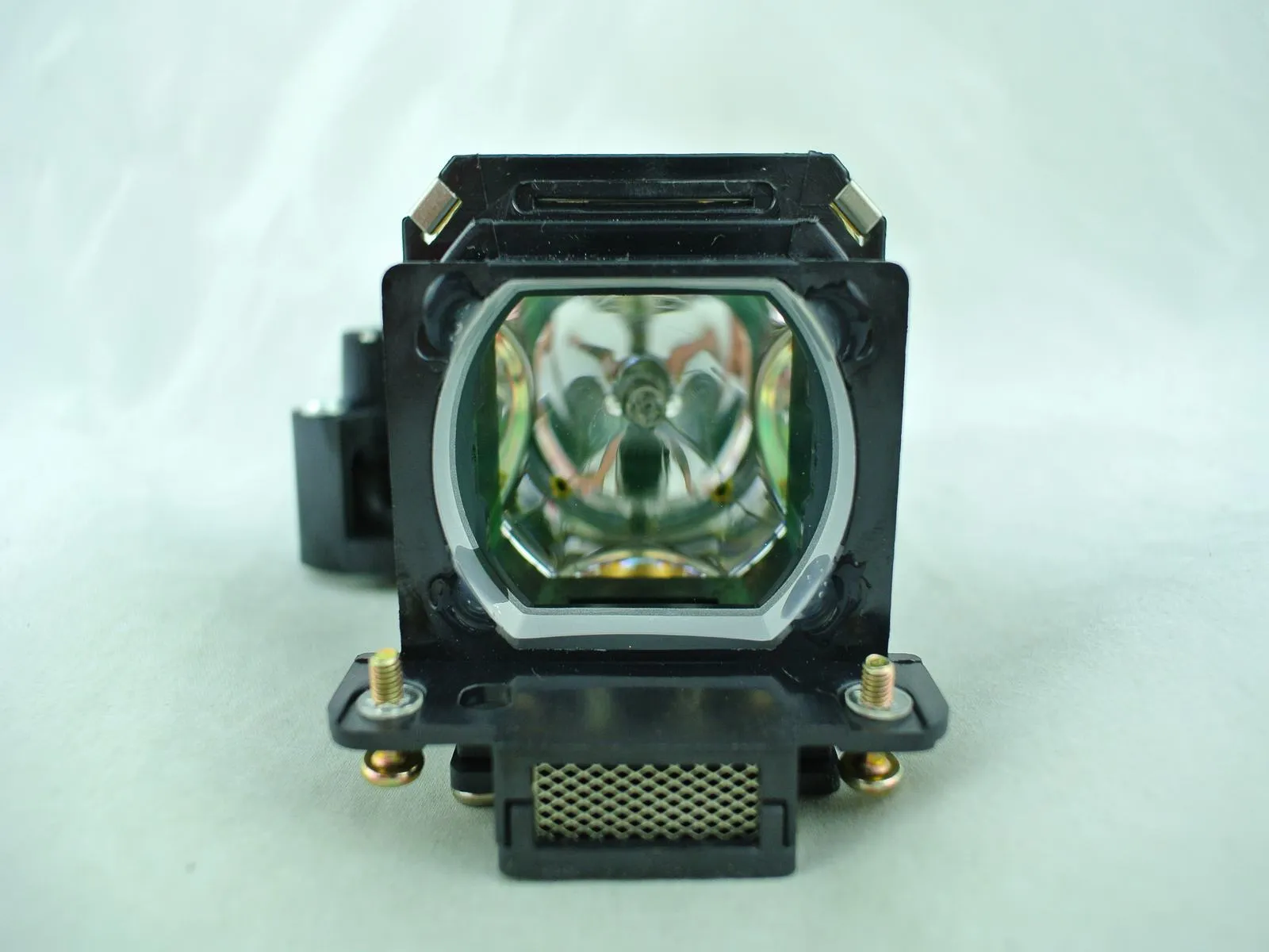 Hypertec LMP-C150-HL Projeksiyon Lambaları