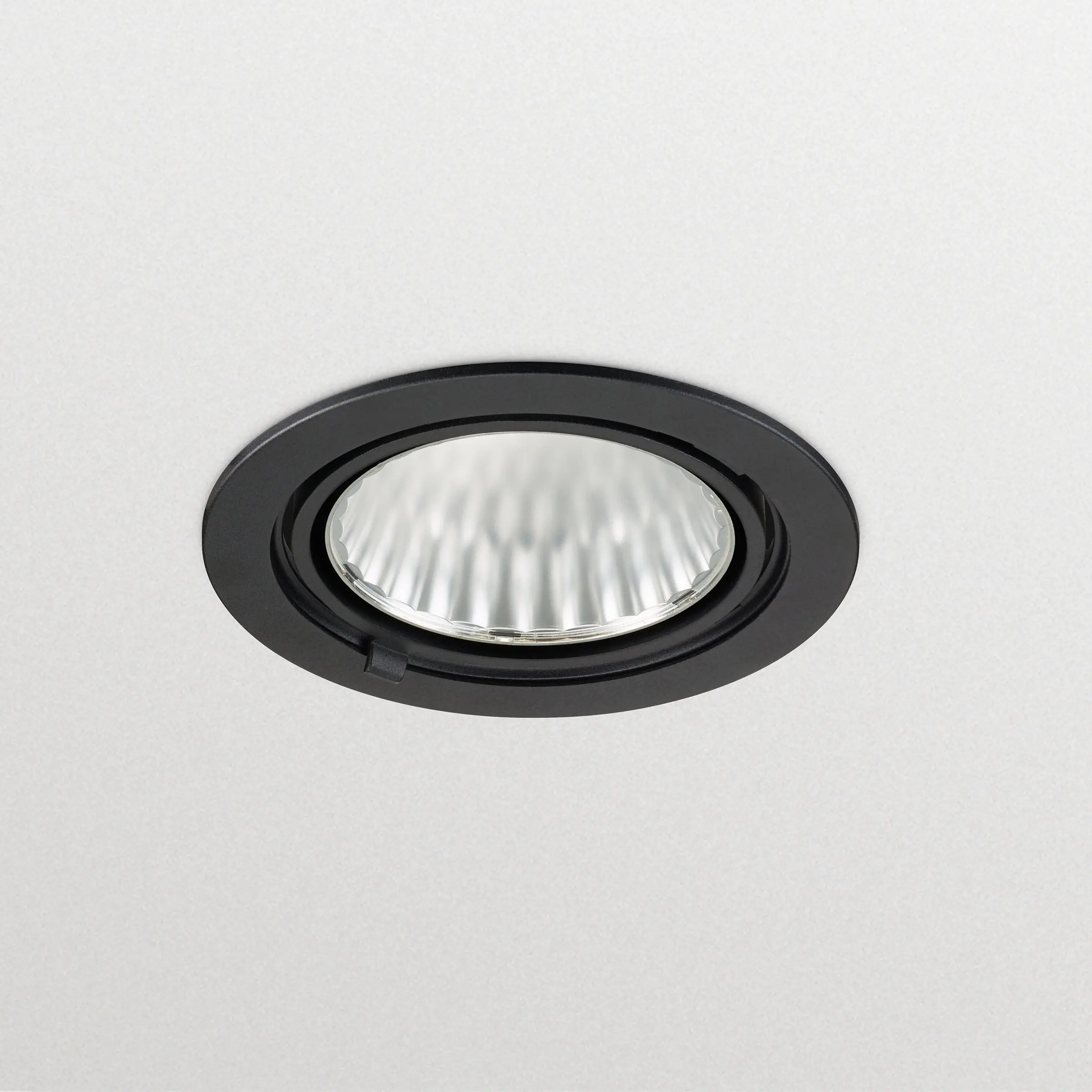 Philips by Signify 25501800 Thumbnail 2