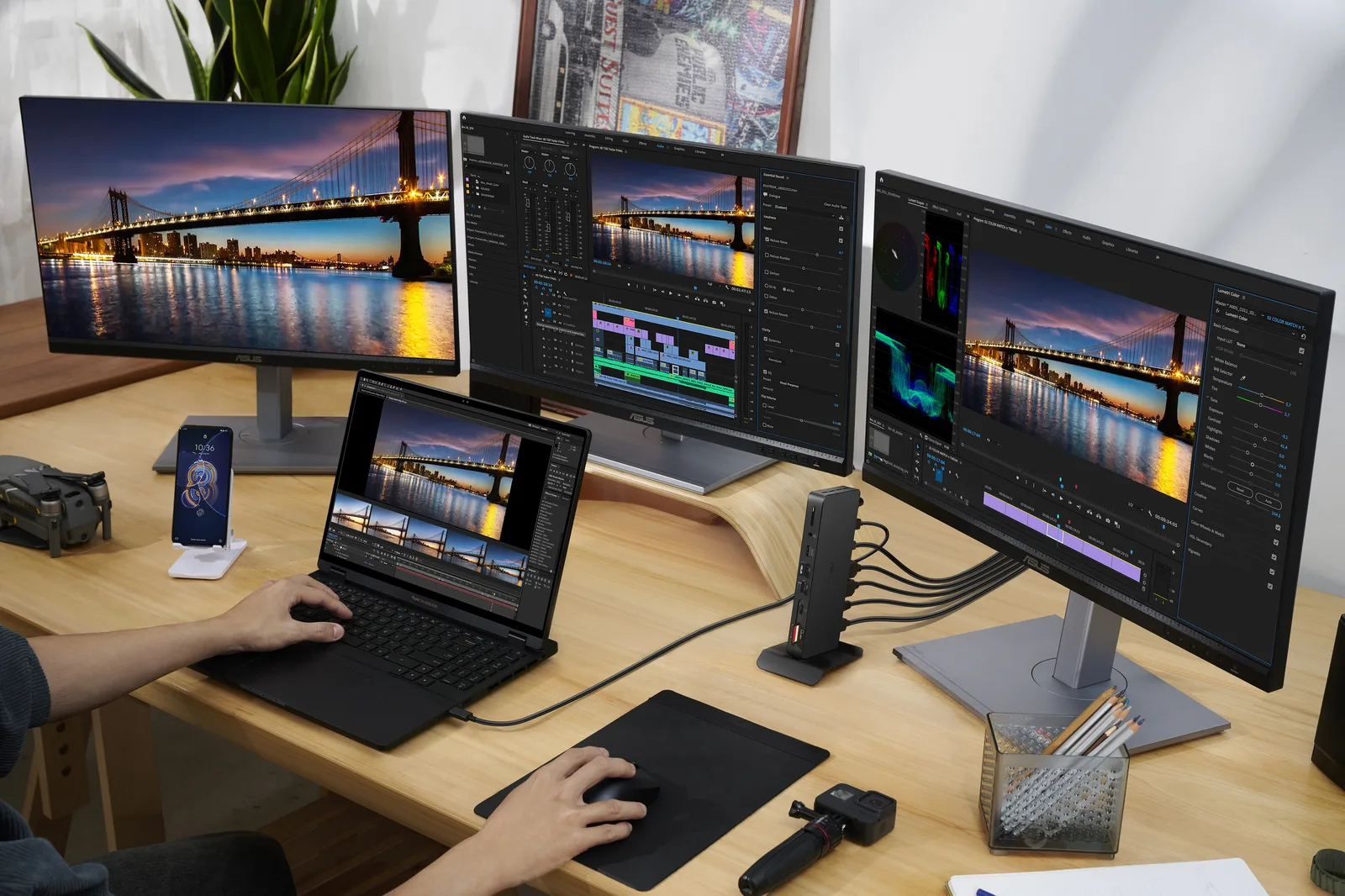 ASUS Triple 4K Thunderbolt 4 Dock DC500 90XB08DN-BDS020 Thumbnail 8